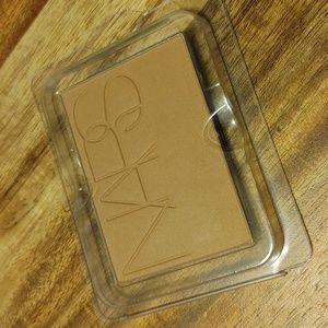✨NEW✨NARS Bronzing Powder-- San Juan
